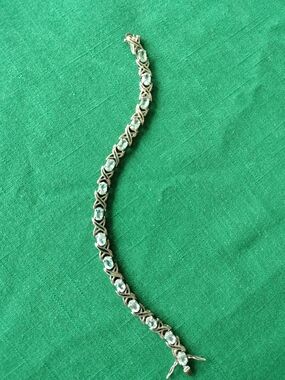 925 Sterling marked 7"Bracelet Blue Gemstones X pattern